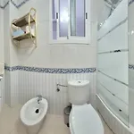 アパート With Queensize Bed, Wifi, Ac, 5 Min Walk To The トレビエハ
